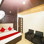 Hotel Golden Nest Nainital Near Naini Lake - Hygiene & Spacious Room - Prime Location Best Hotel In Nainital