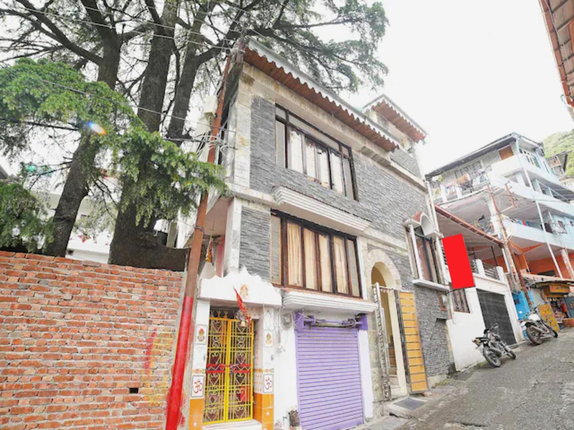Hotel Golden Nest Near Naini - Hygiene & Spacious - Prime Location In